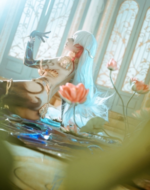 [网红COSER] 念念_D – 迦摩 写真集