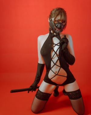 [网红COSER写真] 七月喵子 – 被捆的忍者 套图