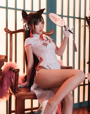 [网红COSER] Coser面饼仙儿 – 旗袍爱宕 写真集